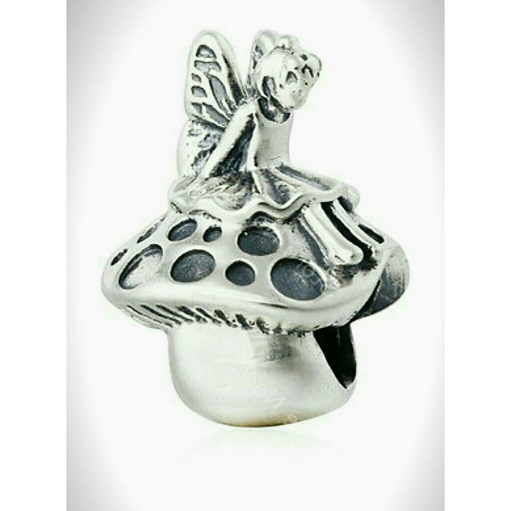 ☀NEW Beautiful Charm☀